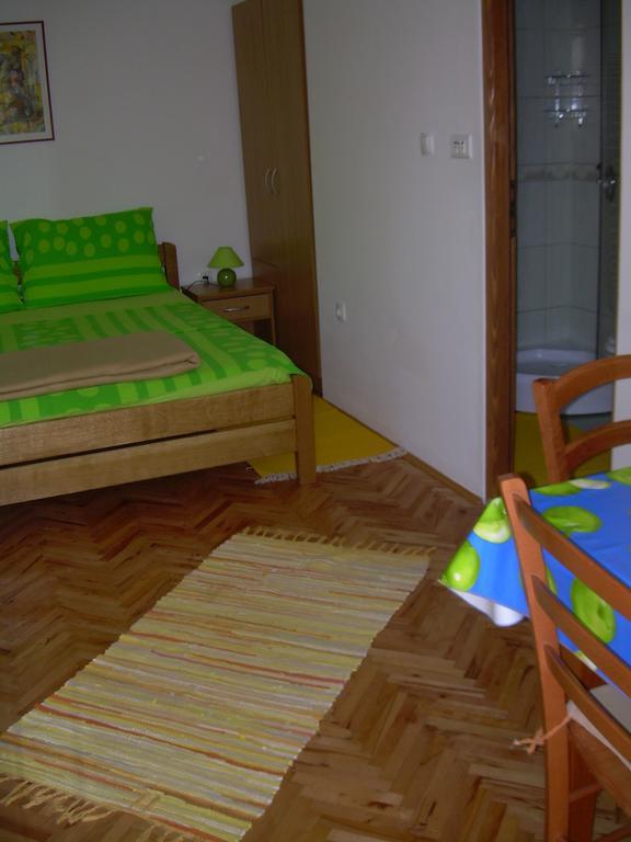 Apartment Gotovina Biograd Na Moru Exterior foto
