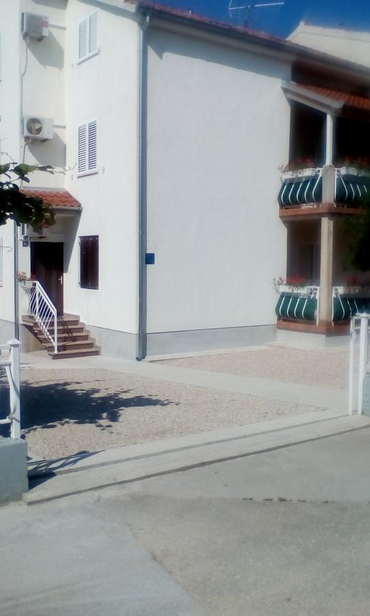 Apartment Gotovina Biograd Na Moru Exterior foto